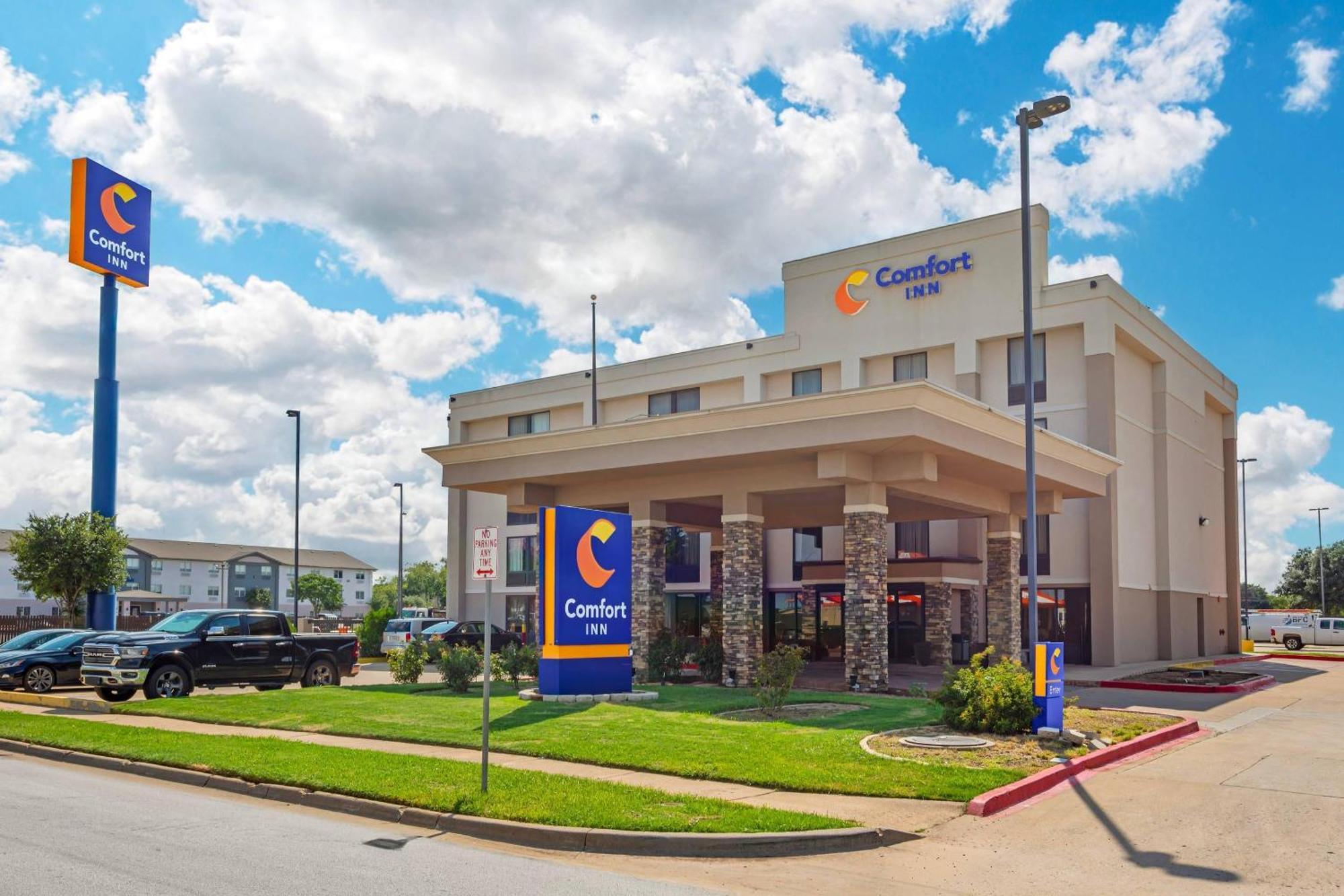 15 Top-Rated Comfort Inn Hotels Across the US South