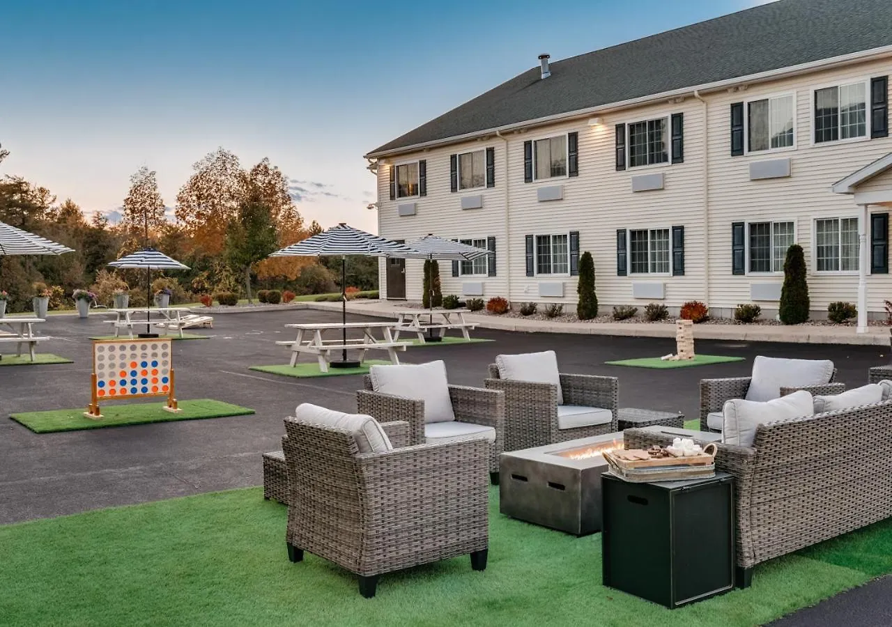 Where to Stay in New York State: 5 Hotels Rated for Exceptional Staff